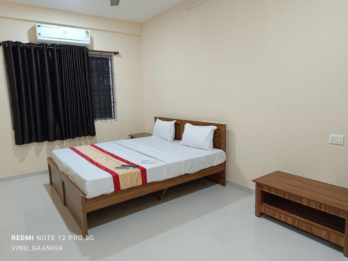 Premier Inn Lodge Mangalore Luaran gambar