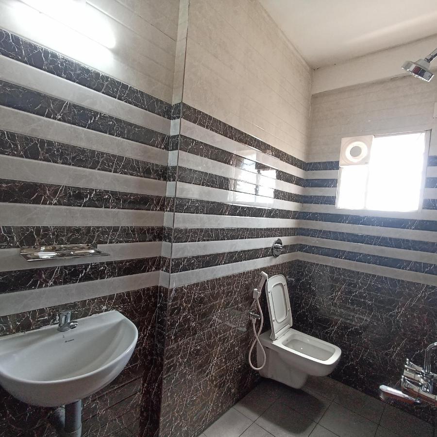 Premier Inn Lodge Mangalore Luaran gambar